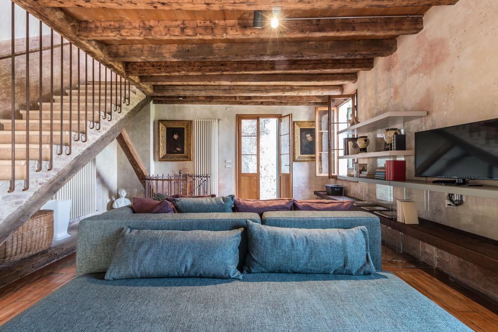 Exclusive House - Art and Design Villa Азоло Екстериор снимка