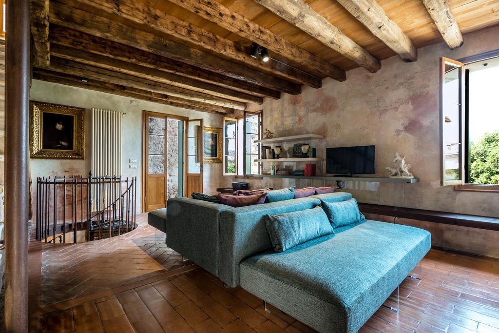 Exclusive House - Art and Design Villa Азоло Екстериор снимка